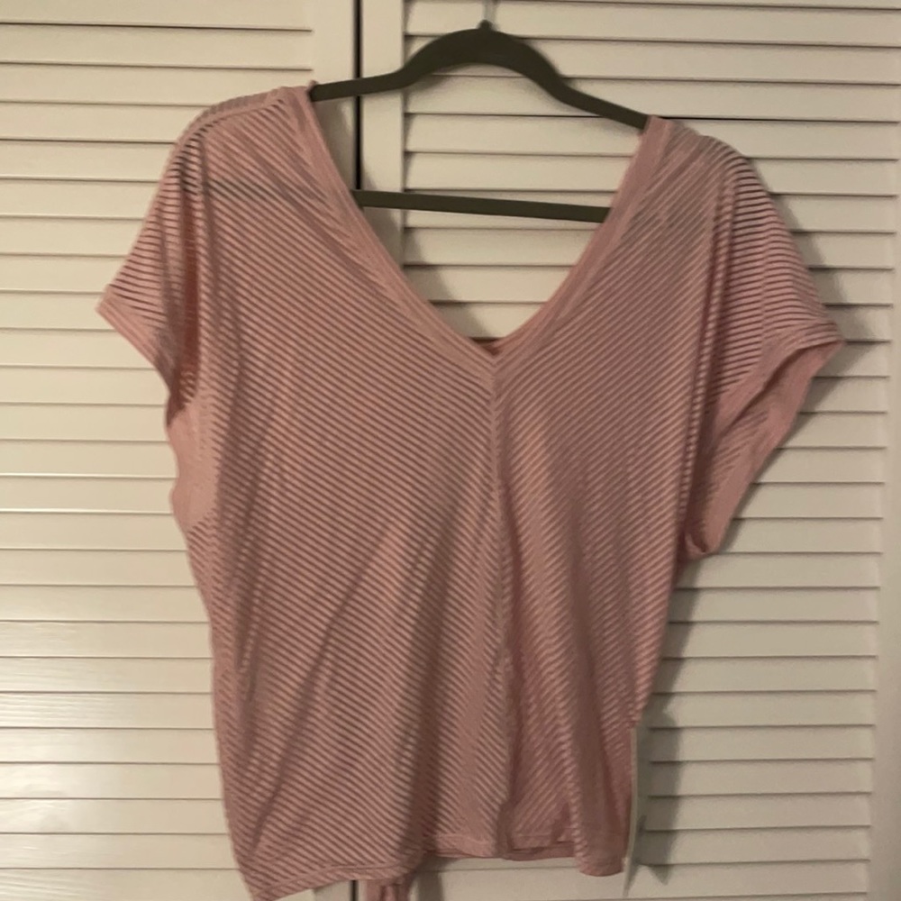 New with tags lululemon top